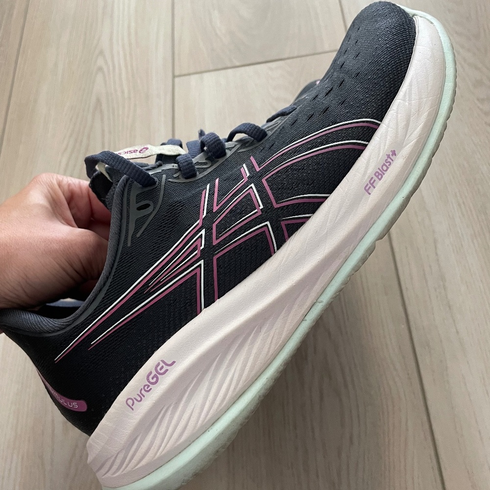 Asics Gel-Cumulus 26, Women's Size 9